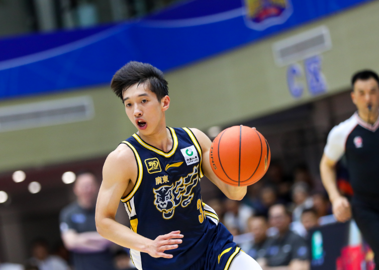 决深圳男篮, 助攻 决深圳男篮, 助攻