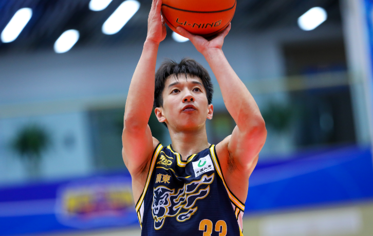 广东男篮取 广东男篮取