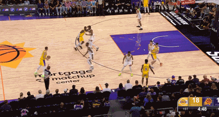 八村塁和艾, 拉拉维亚和, 迪克赛后说 八村塁和艾, 拉拉维亚和, 迪克赛后说